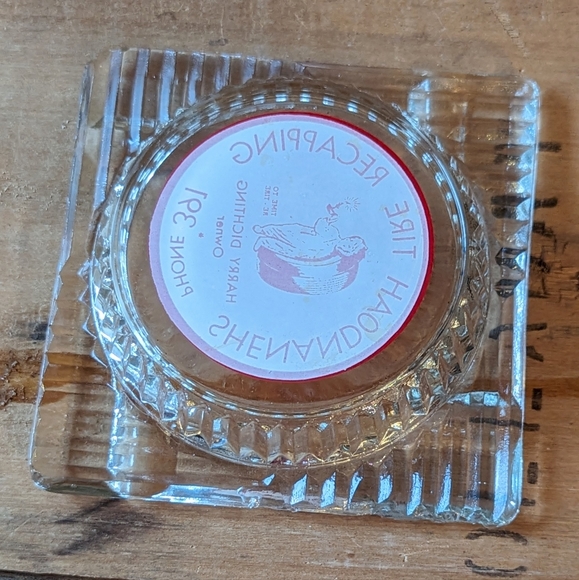 Vintage Glass Shenandoah Tire Ashtray - Picture 9 of 9